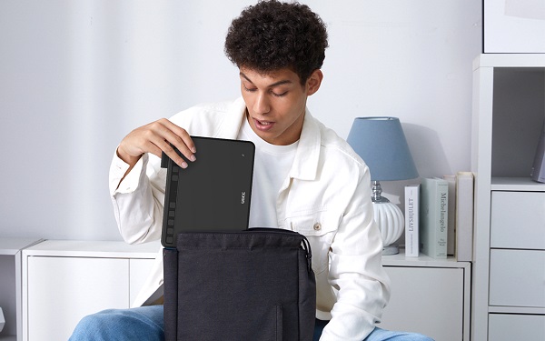 Drawing tablet with screen